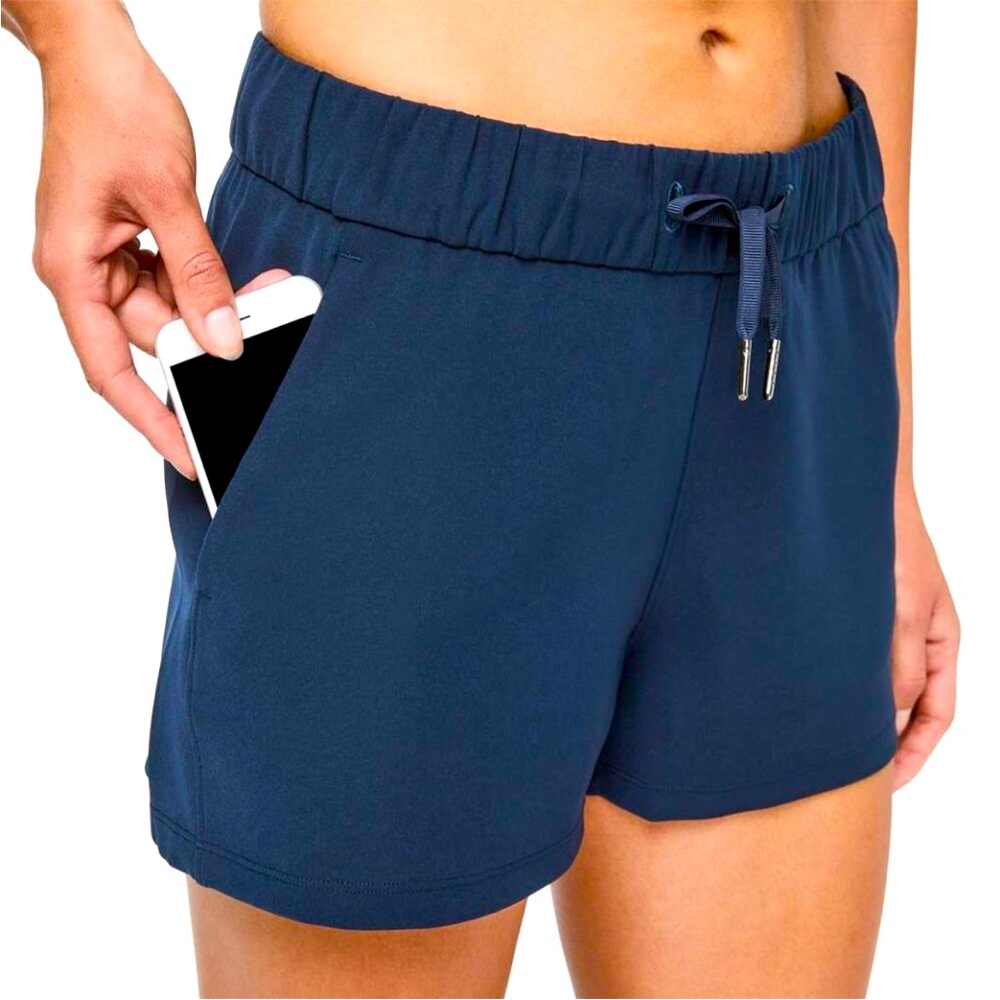Lululemon On The Fly Short *2.5" Blue